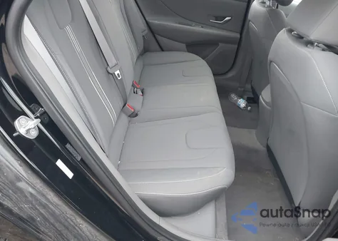 2023 Hyundai Elantra Sel z USA, uszkodzony, nr VIN KMHLS4AG9PU428383